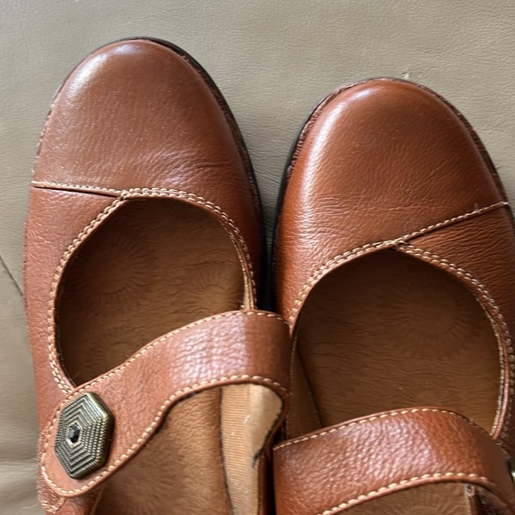 Montana Artisan crafted leather shoes - Picture 4 of 14